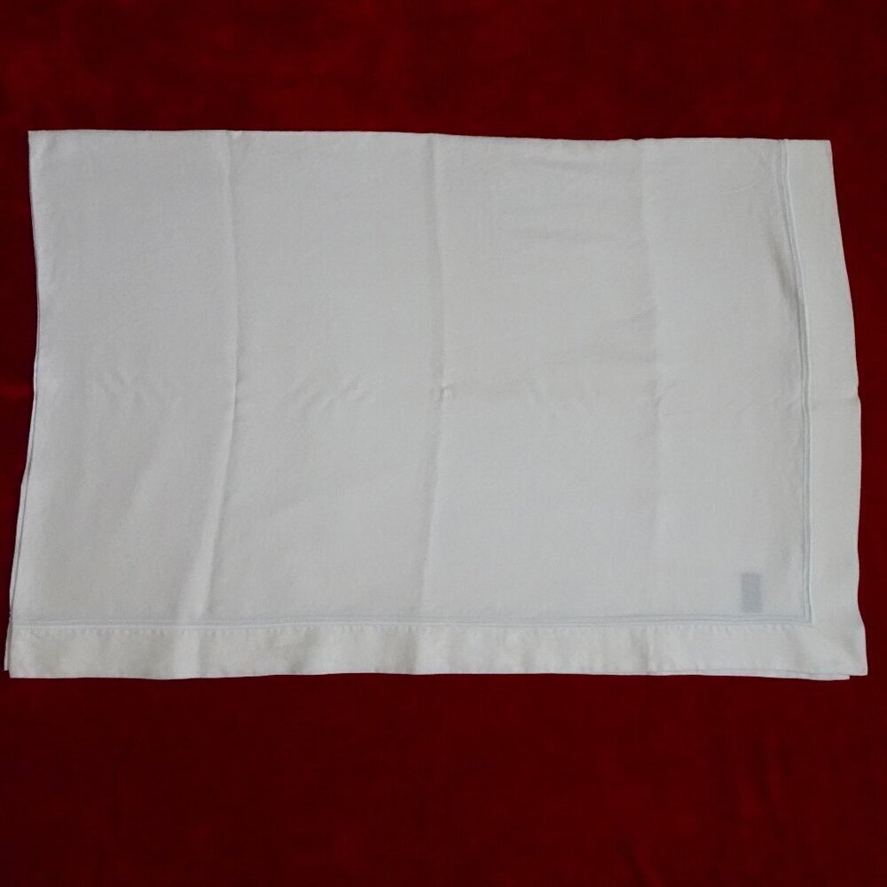 Lands' End Linen Tablecloth 60" x 90" Solid White Classic Holiday Table